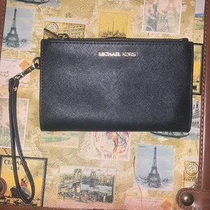 Michael Kors Jet Set Travel